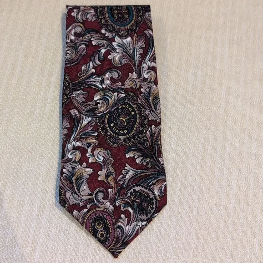 Elegant Givenchy 100% Silk Paisley Men's Necktie Made in USA